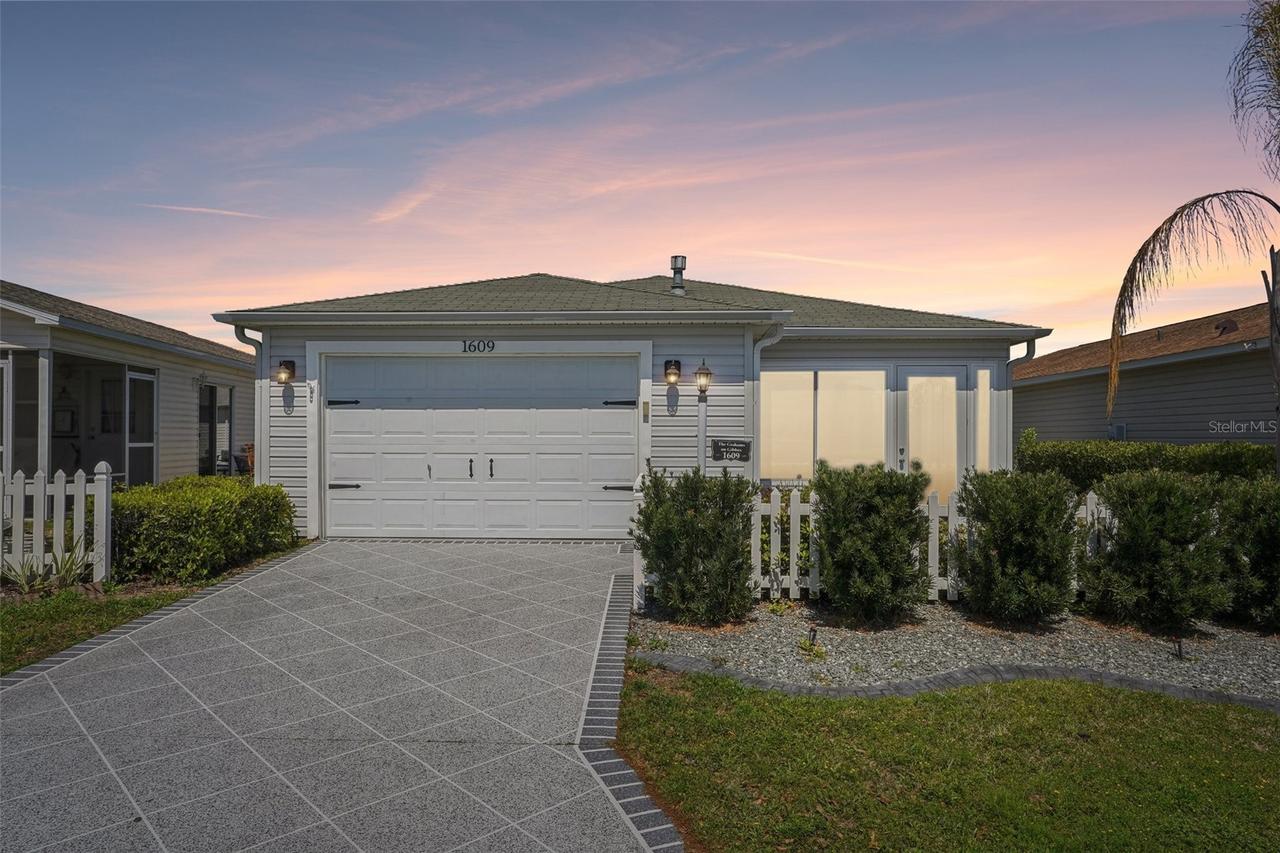 1609 Gibbes Way, The Villages, FL 32162
