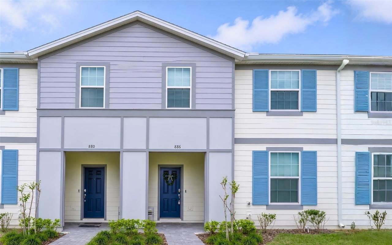 886 Paradise Dr., Davenport, FL 33897