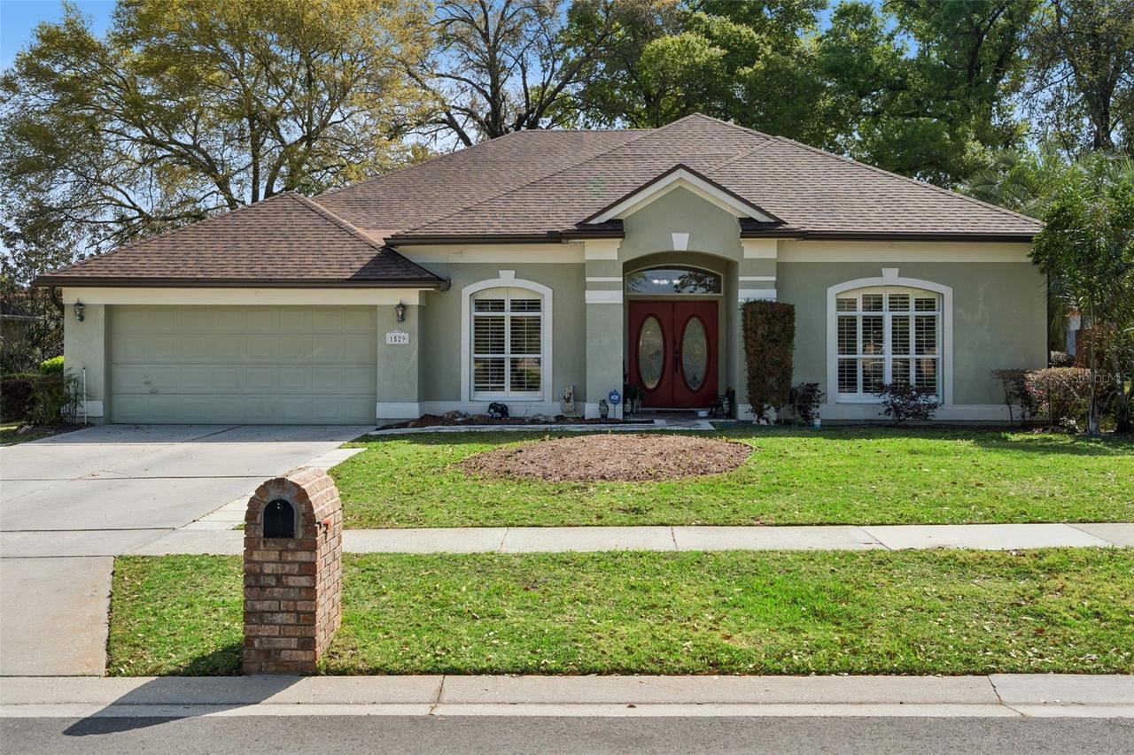 1529 Grassy Ridge Ln., Apopka, FL 32712