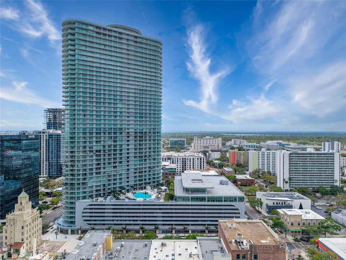 400 Central Ave. #1106, St Petersburg, FL 33701