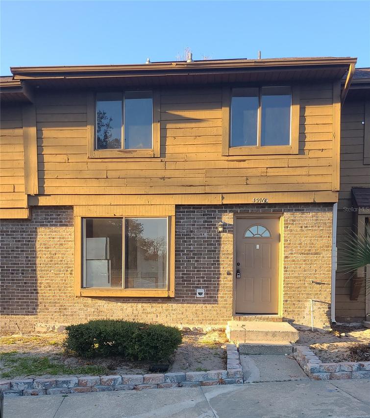 4916 Silver Oaks Vlg #E, Orlando, FL 32808