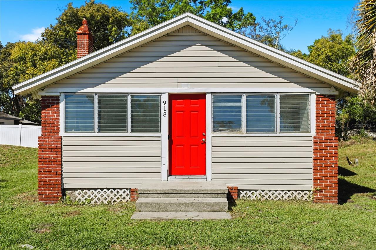 918 Shoreview Dr., Orlando, FL 32807