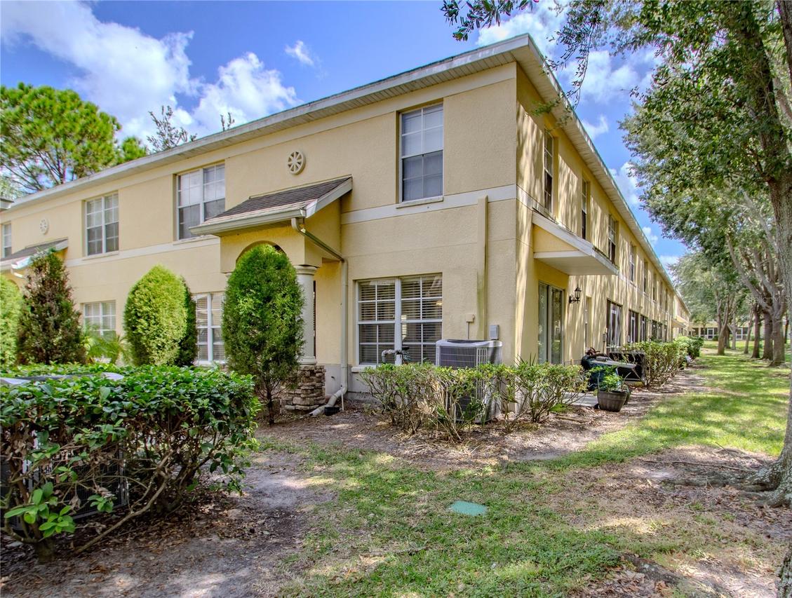 10917 Brickside Ct., Riverview, FL 33579