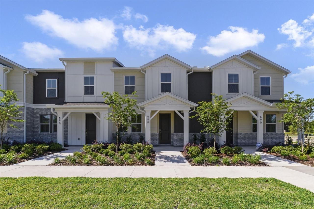 688 Lola Lane, Oviedo, FL 32765