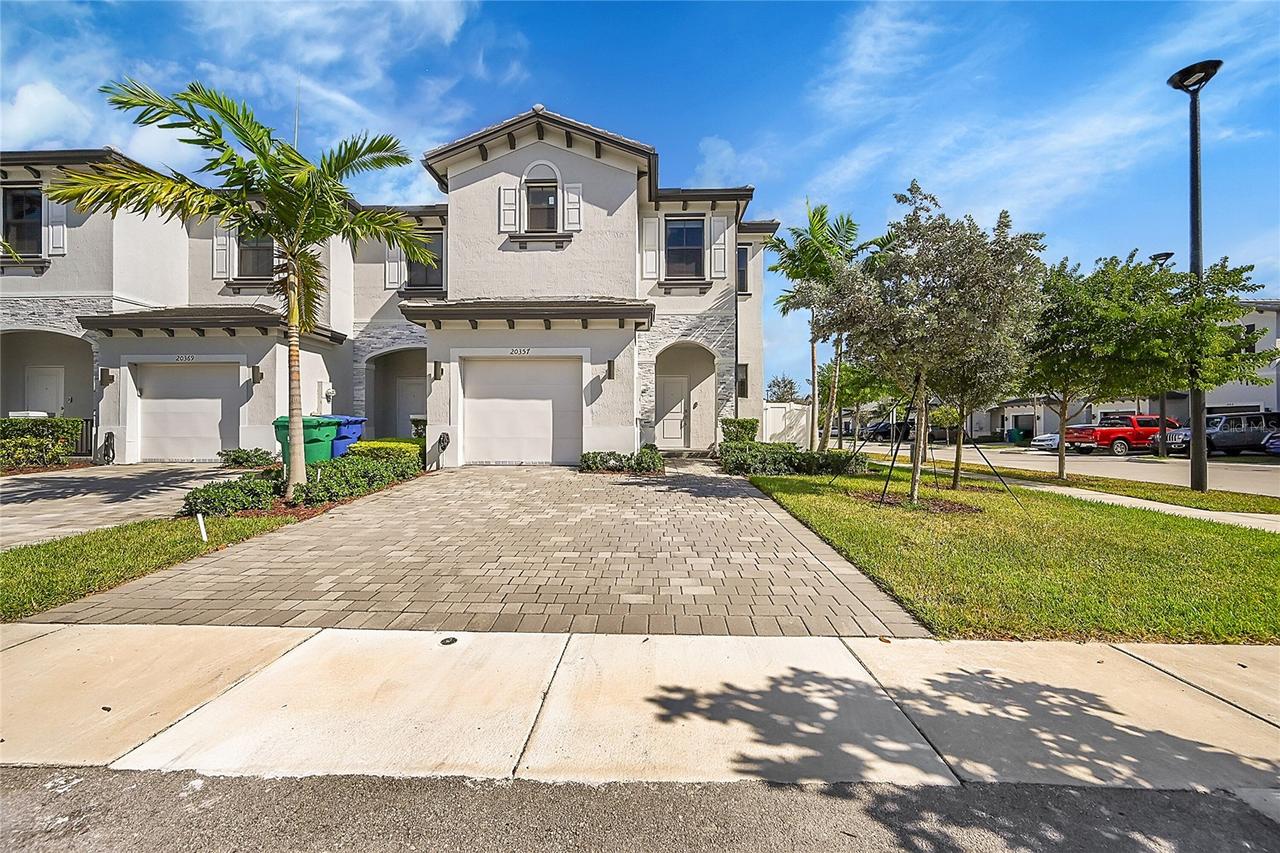 20357 NW 4th Path, Miami, FL 33169