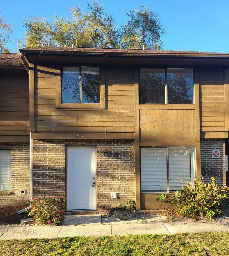 4910 Silver Oaks Village #B, Orlando, FL 32808