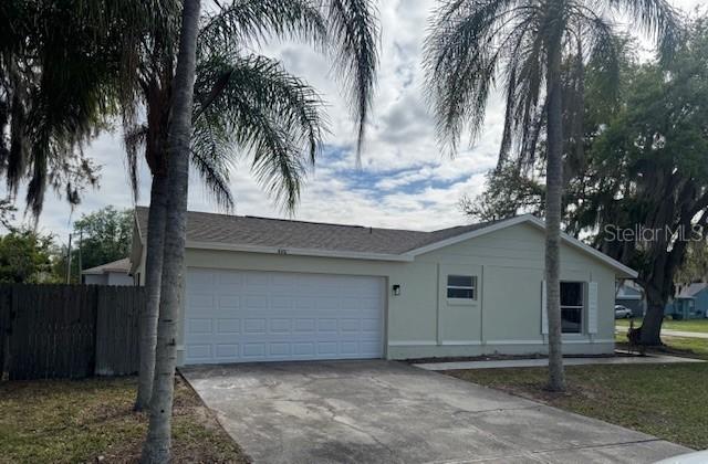 420 Albatross Ct., Kissimmee, FL 34759