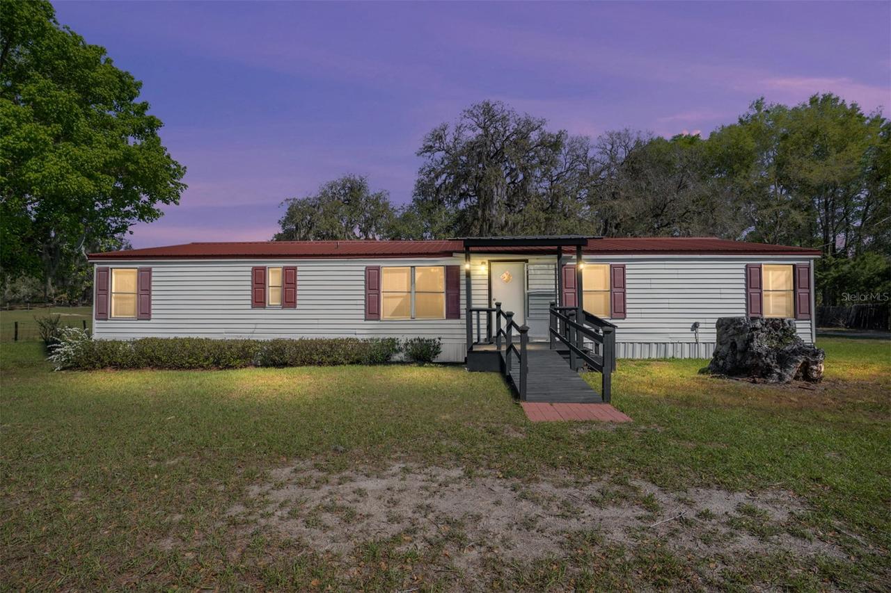 5600 SE 39th St., Trenton, FL 32693