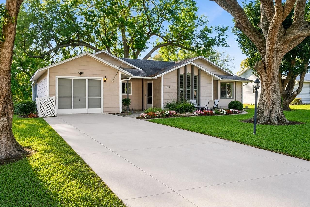 1144 Ben More Dr., Leesburg, FL 34788