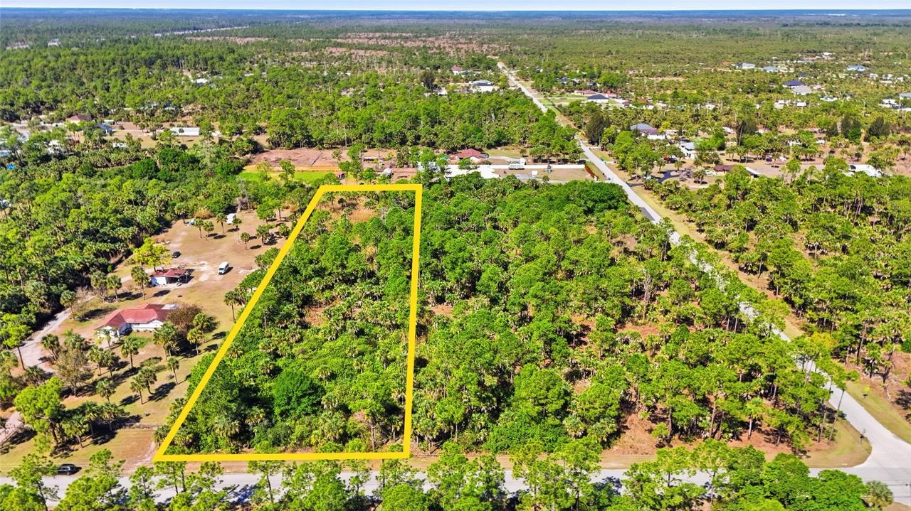 3865 Everglades Blvd., Naples, FL 34117