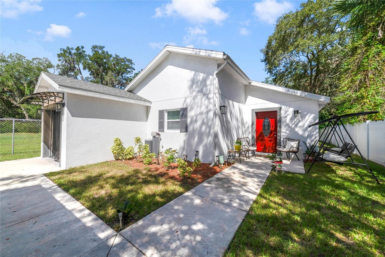 1104 W 3rd St., Sanford, FL 32771