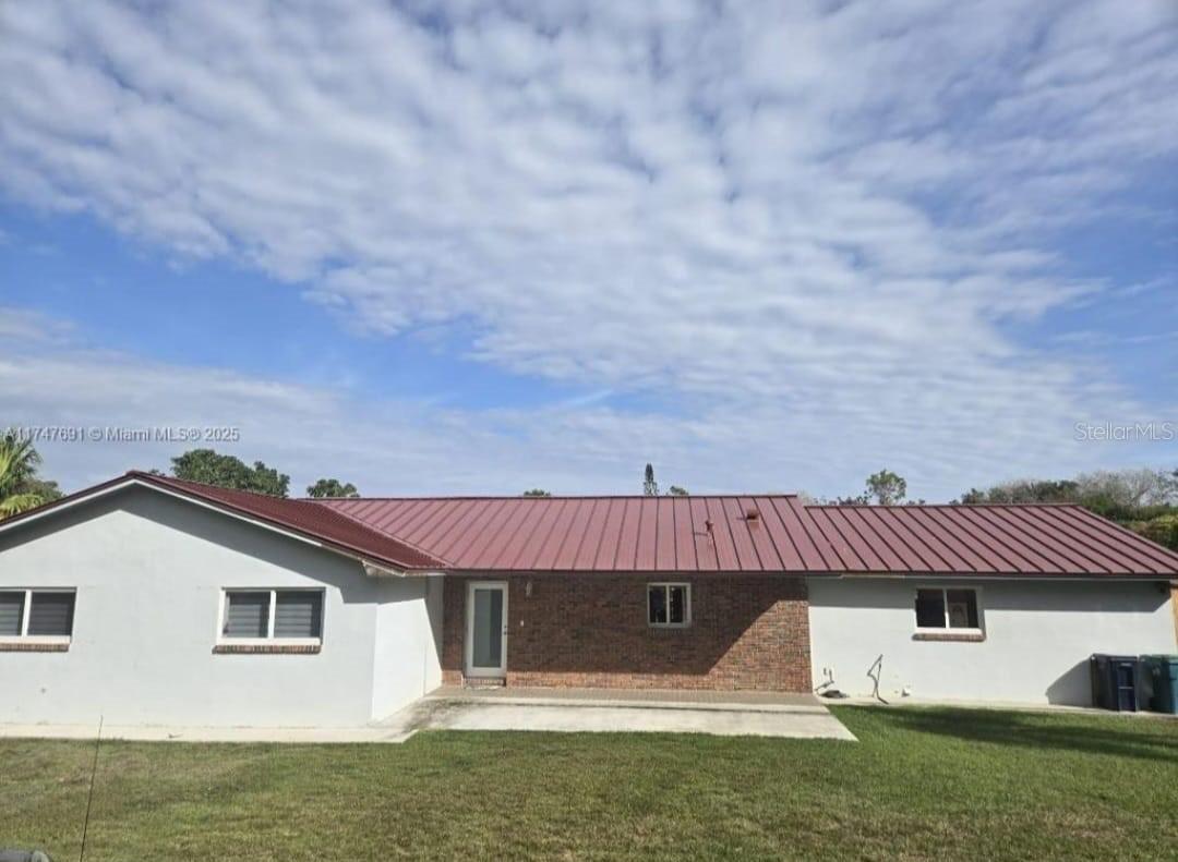 19501 SW 236th St., Homestead, FL 33031