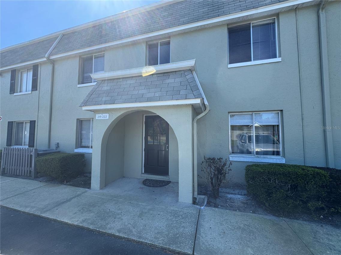 525 Conway Rd. #220, Orlando, FL 32807