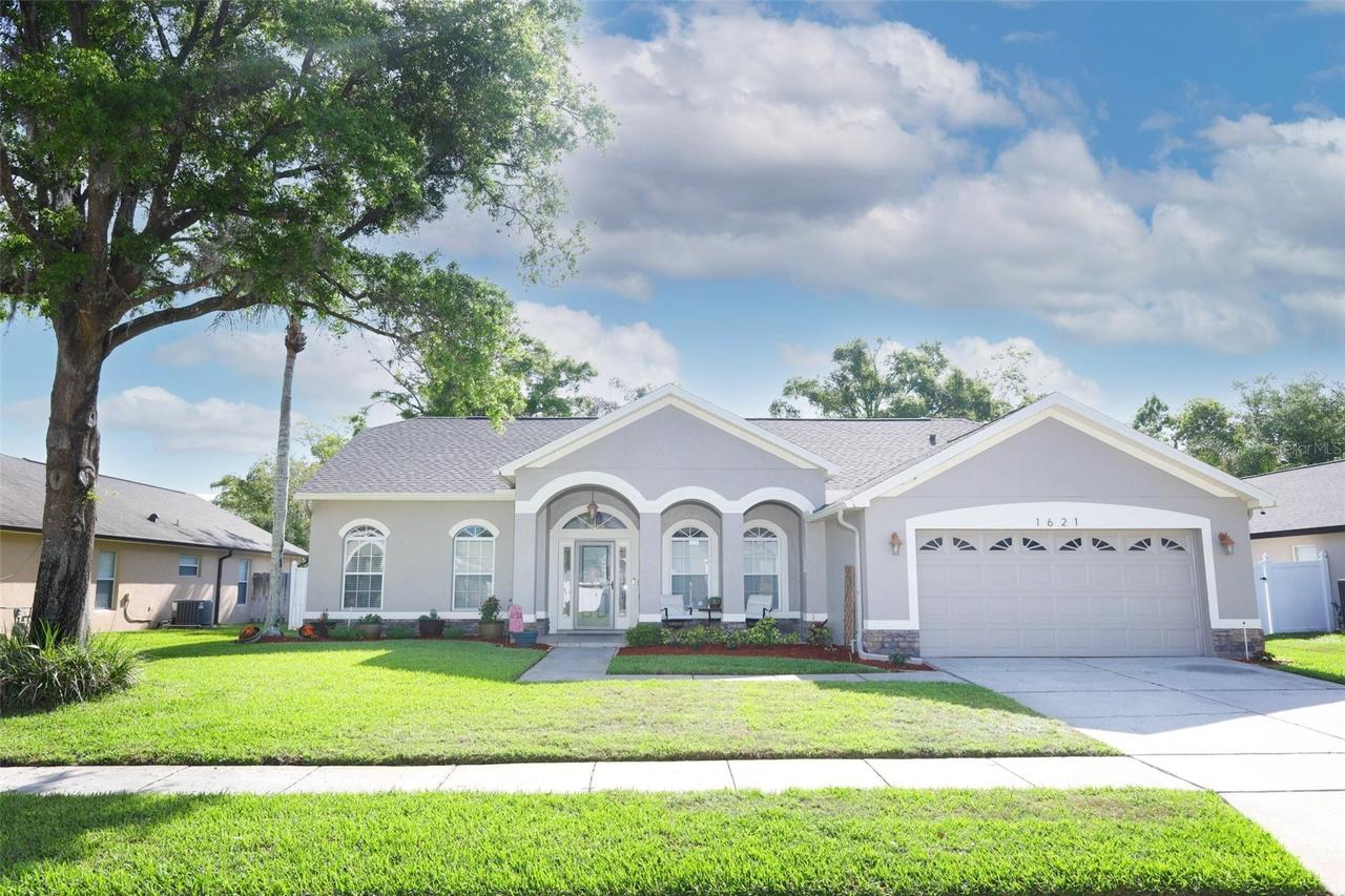 1621 Parkglen Cir., Apopka, FL 32712