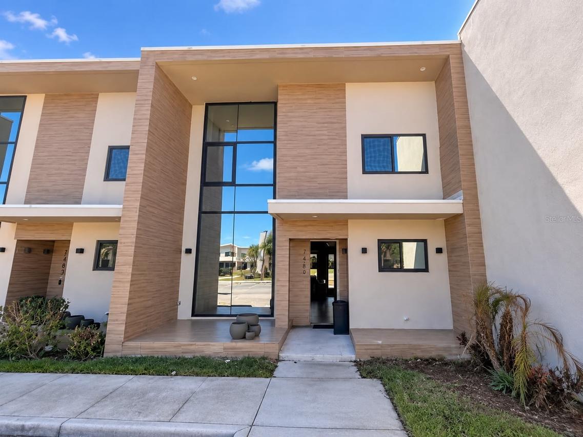 7464 Brooklyn Dr., Kissimmee, FL 34747