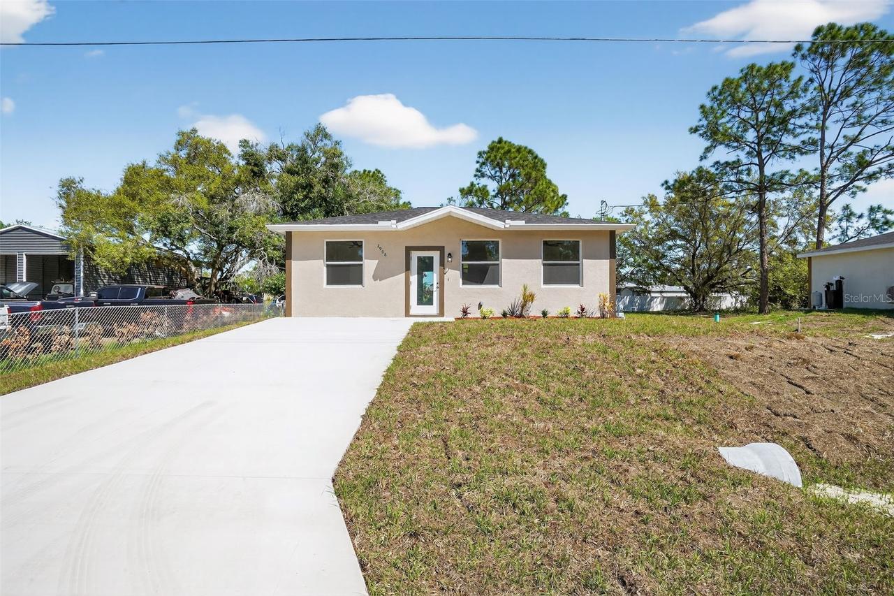 2908 52nd St., Lehigh Acres, FL 33971