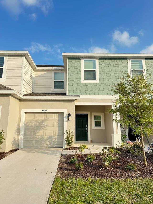 3606 Mayfair St., Kissimmee, FL 34758