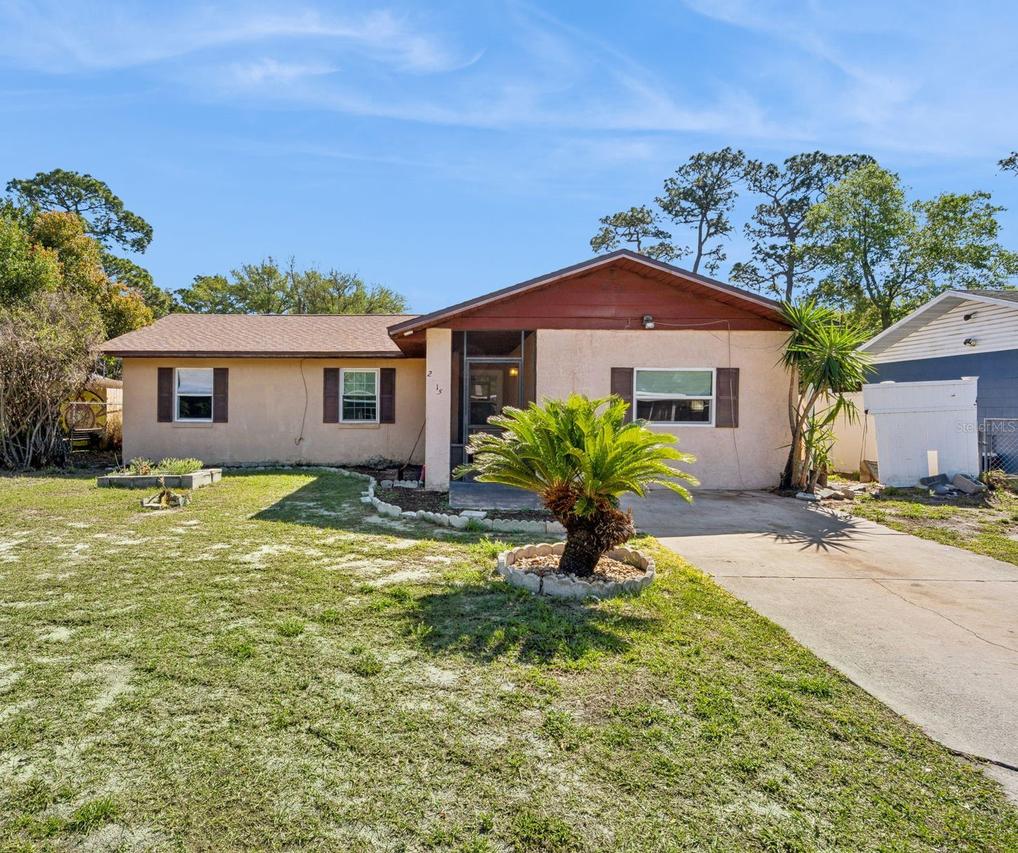 2615 El Portal Ave., Sanford, FL 32773