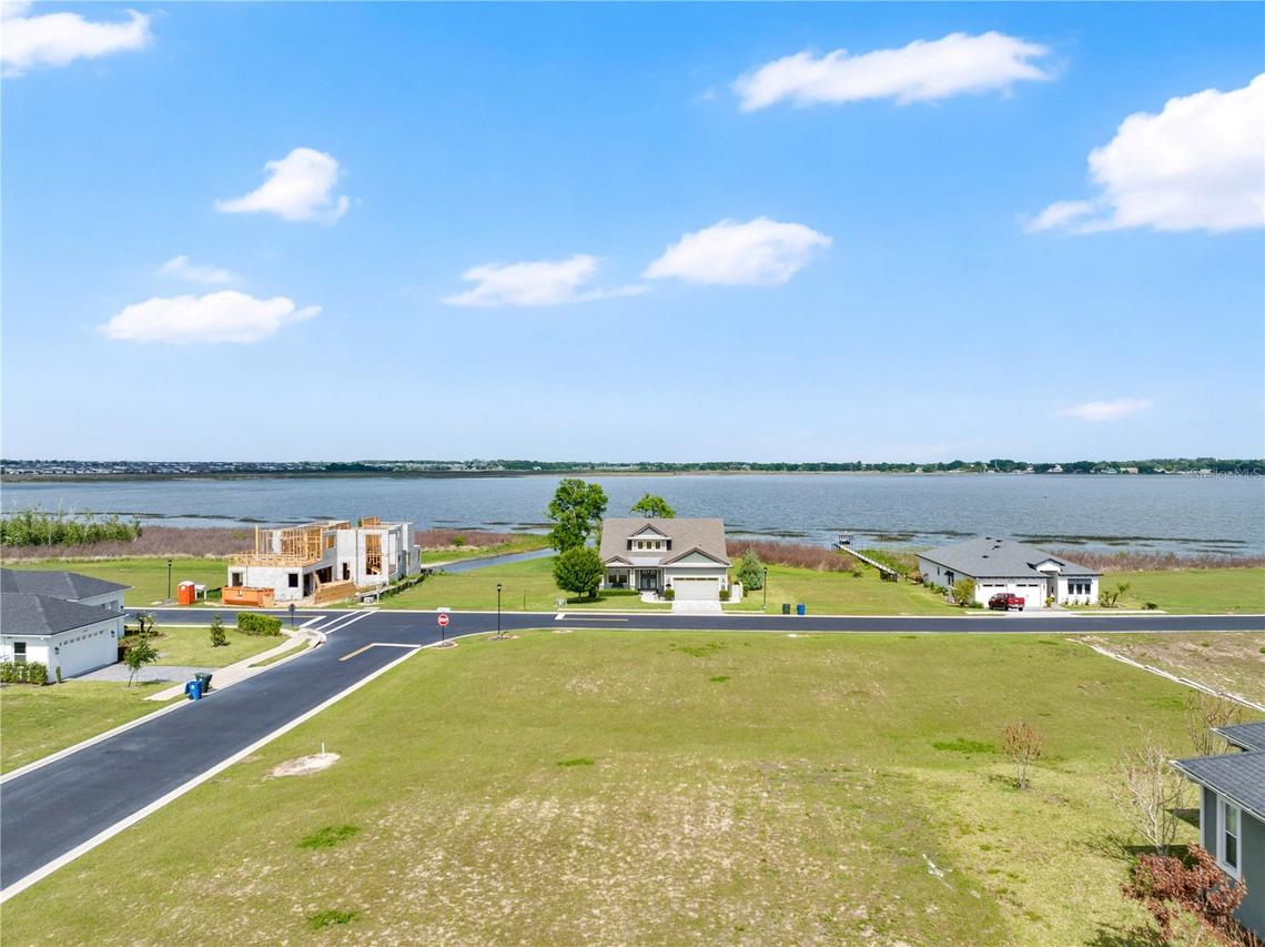 285 Caladium Ave., Lake Alfred, FL 33850