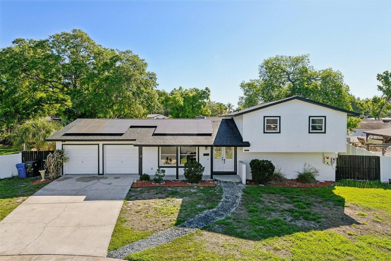 7111 Gateway Ct., Tampa, FL 33615