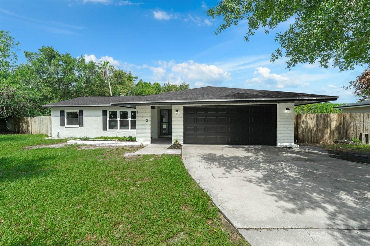 112 Des Pinar Ln., Longwood, FL 32750