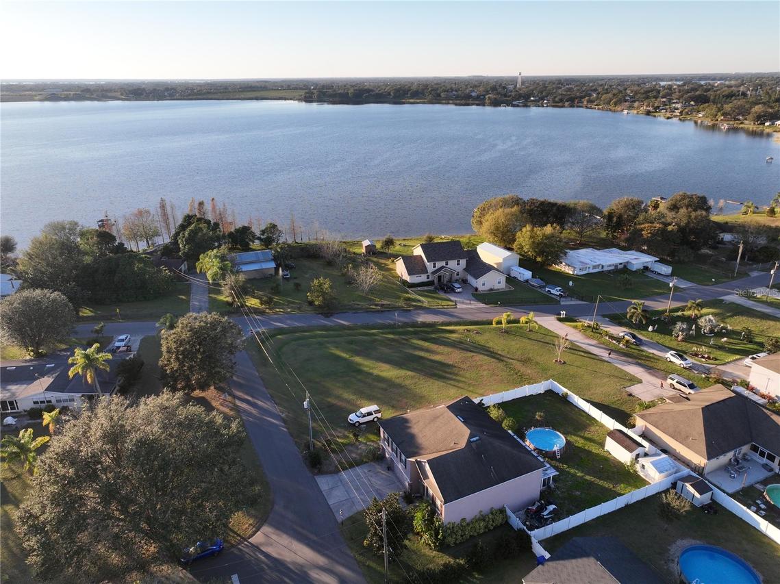 959 Thomas Rd., Eagle Lake, FL 33839