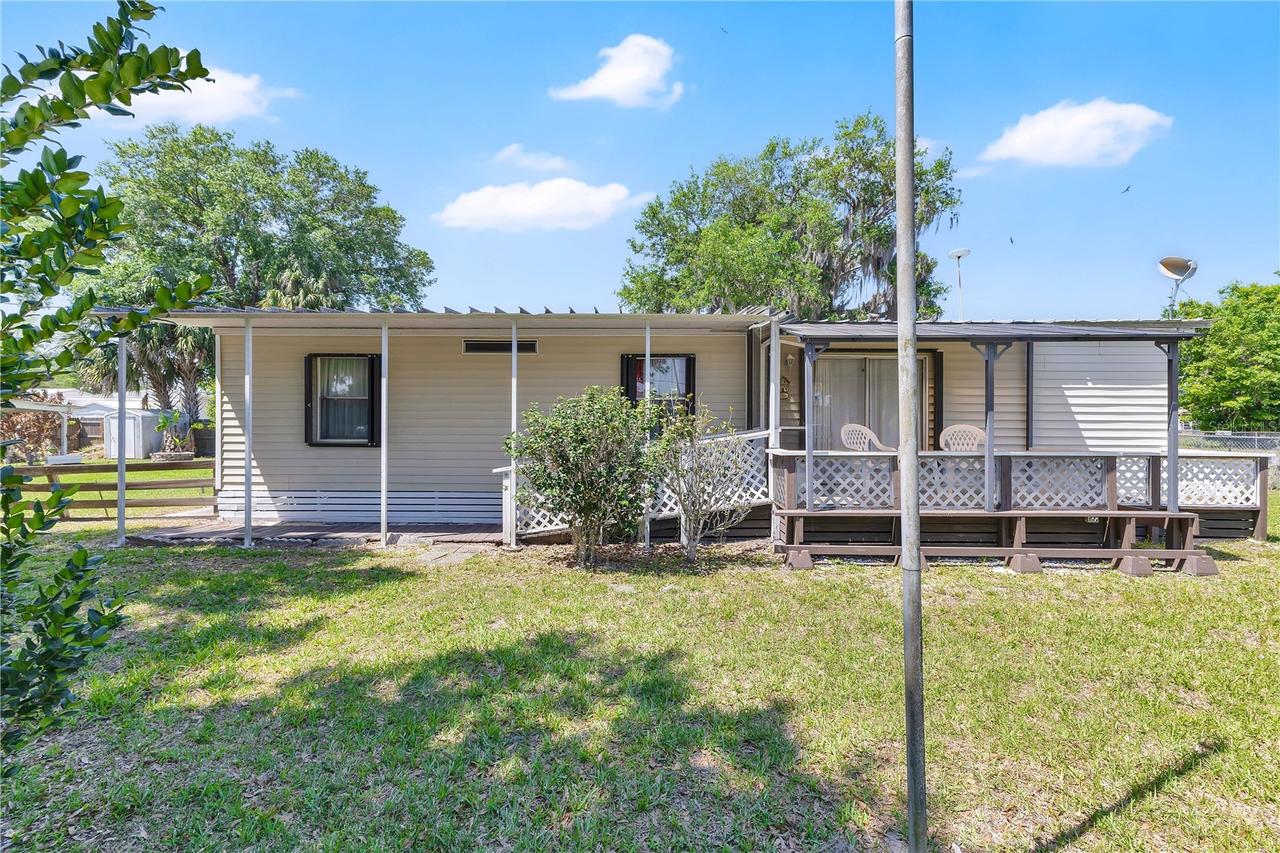 420 Westfall Dr., Kenansville, FL 34739