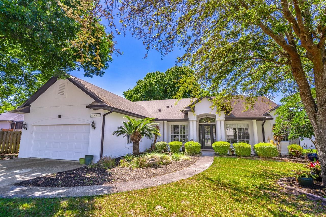 987 Kerwood Cir., Oviedo, FL 32765