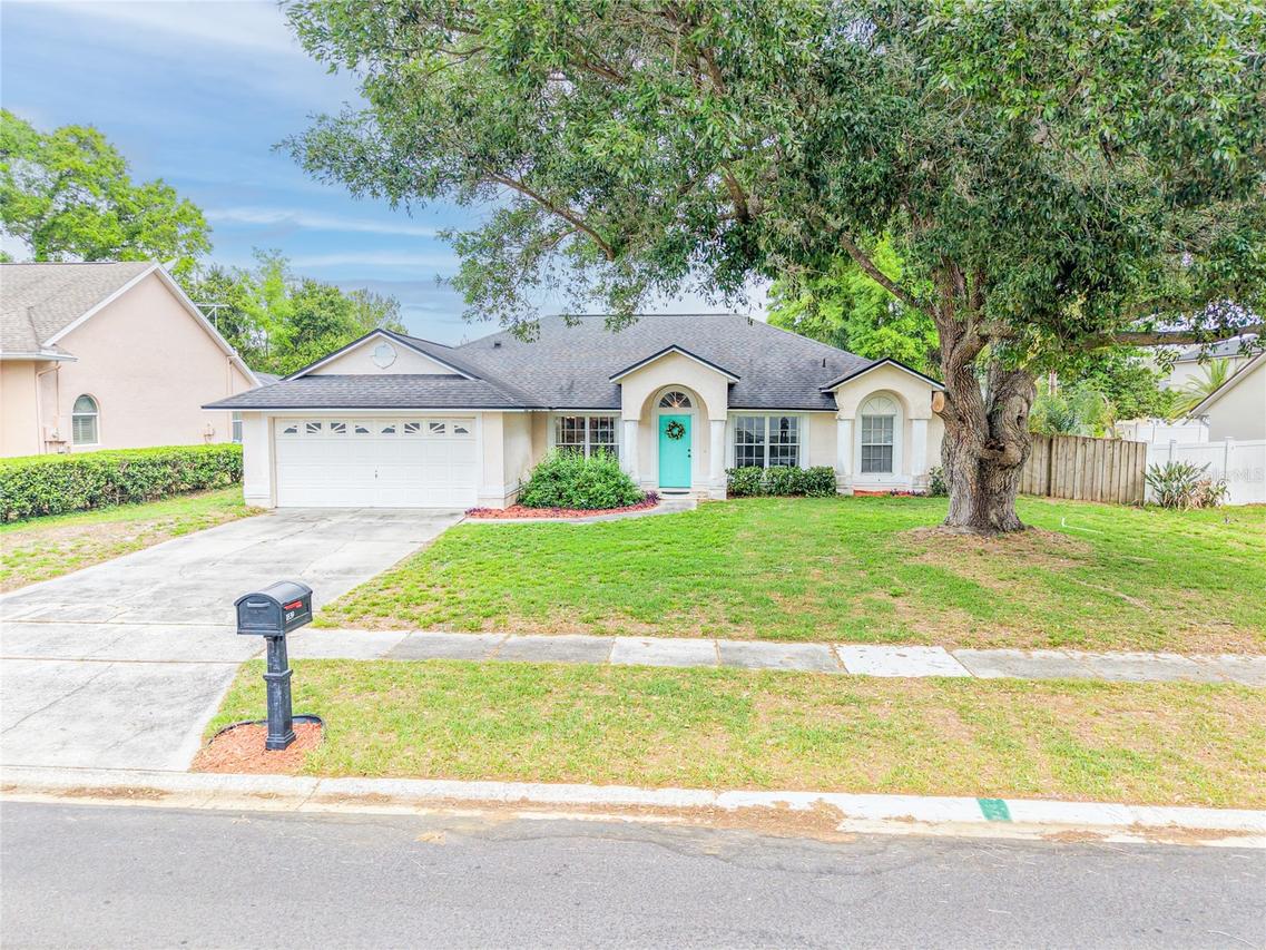 1839 Queen Palm Dr., Apopka, FL 32712