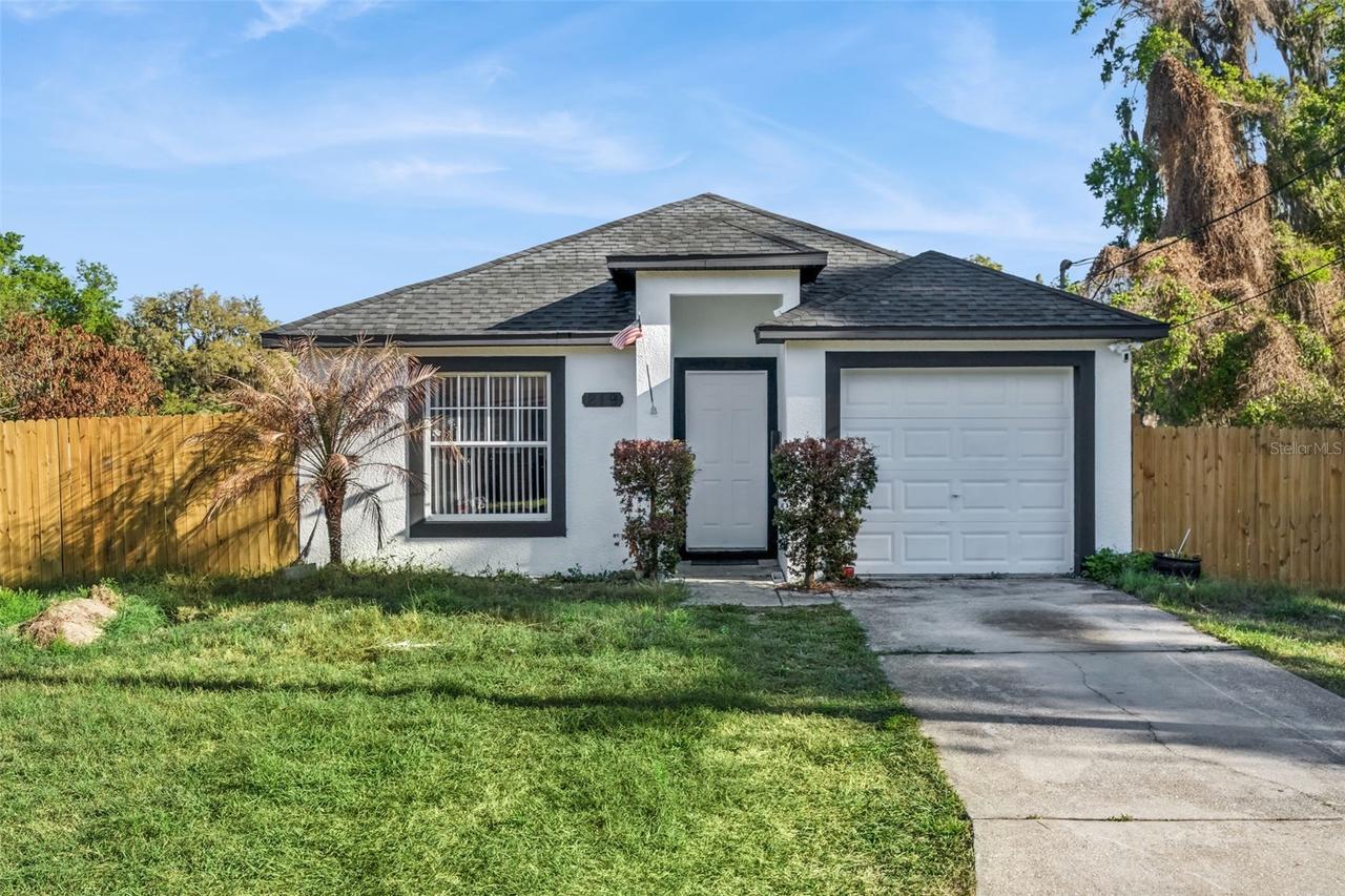 219 E 15th St., Apopka, FL 32703