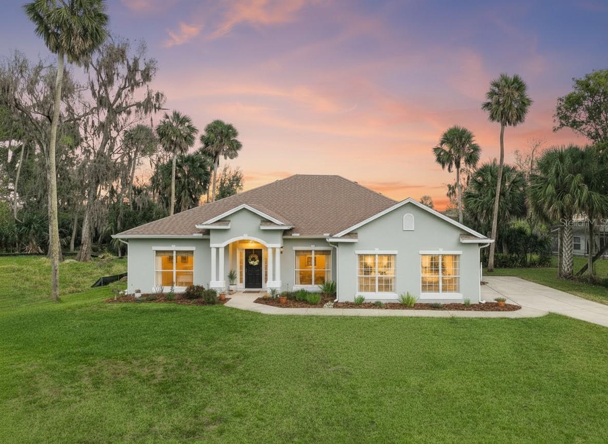 16805 Beauclaire Ct., Tavares, FL 32778