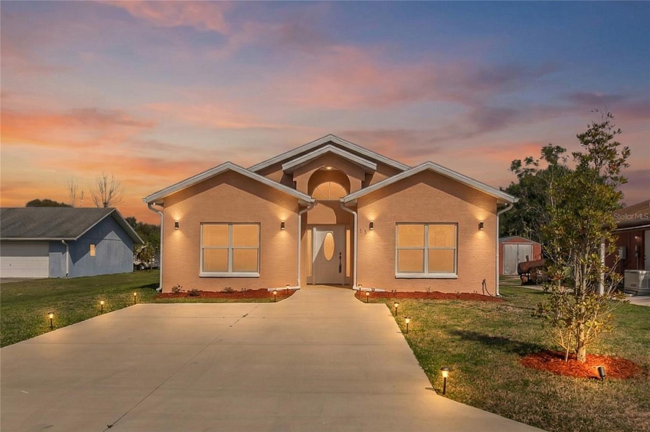 707 Hamilton St., New Smyrna Beach, FL 32168