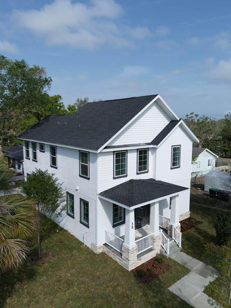 38 S Pollard St., Oakland, FL 34760