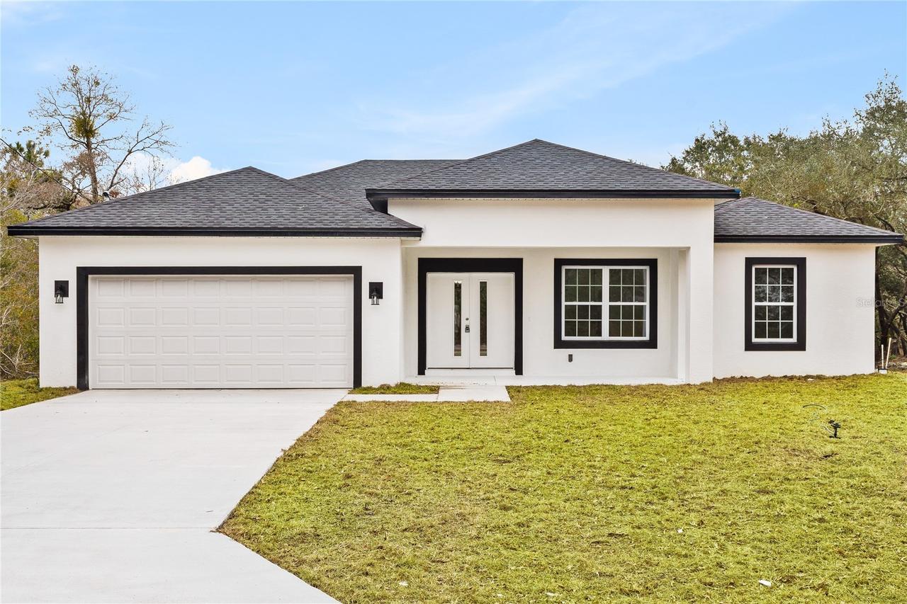 284 E Finland Ln., Citrus Springs, FL 34434