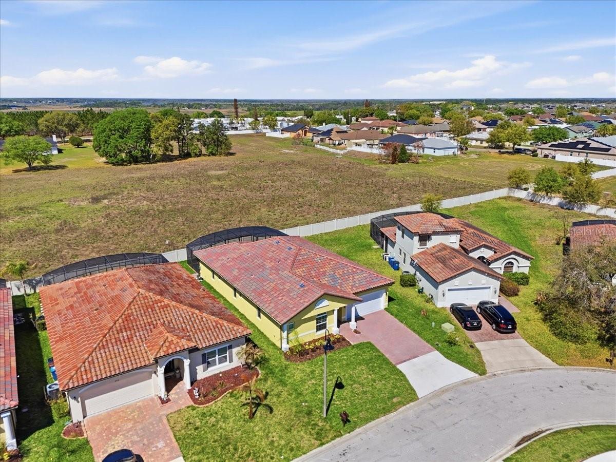 363 Villa Sorrento Cir., Haines City, FL 33844