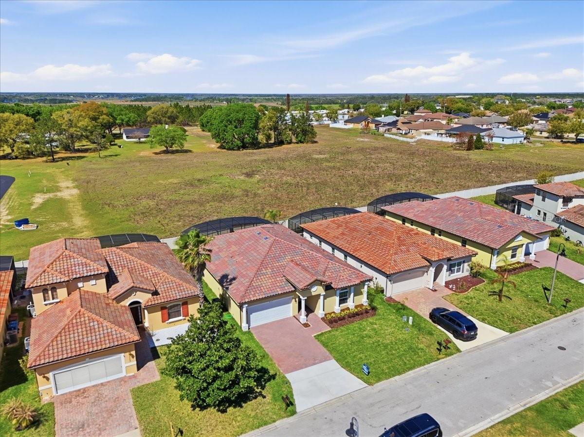 367 Villa Sorrento Cir., Haines City, FL 33844