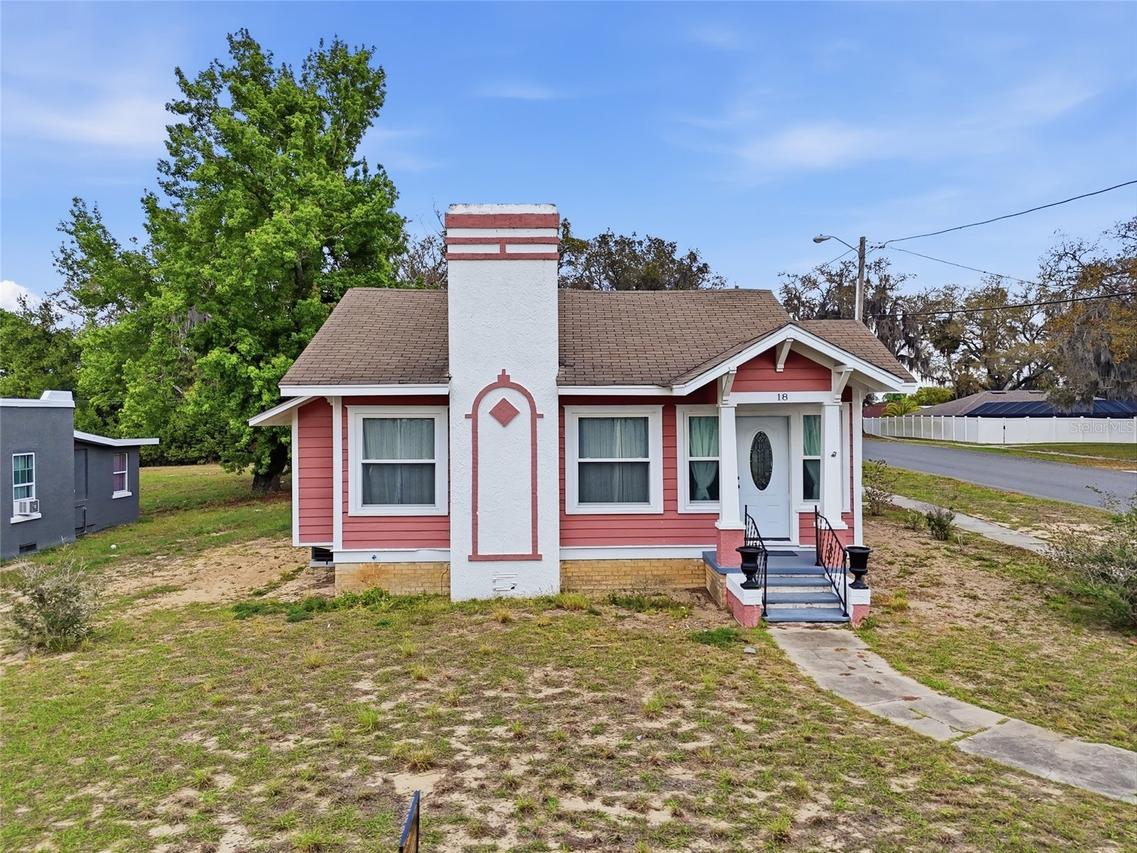 18 E Orange St., Davenport, FL 33837