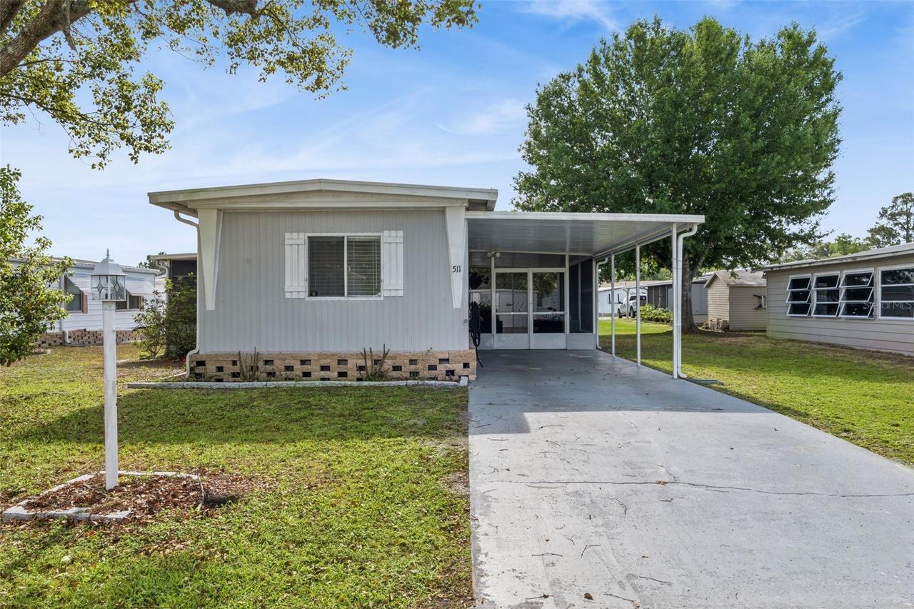 511 Flamingo Ln., Osteen, FL 32764