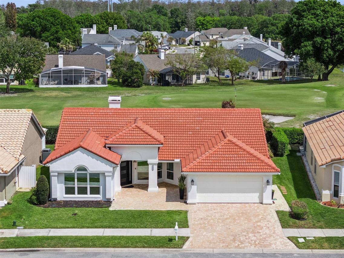 3925 Woodsfield Ct., Orlando, FL 32822