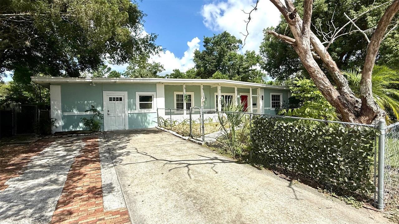 1916 N Hastings St., Orlando, FL 32808