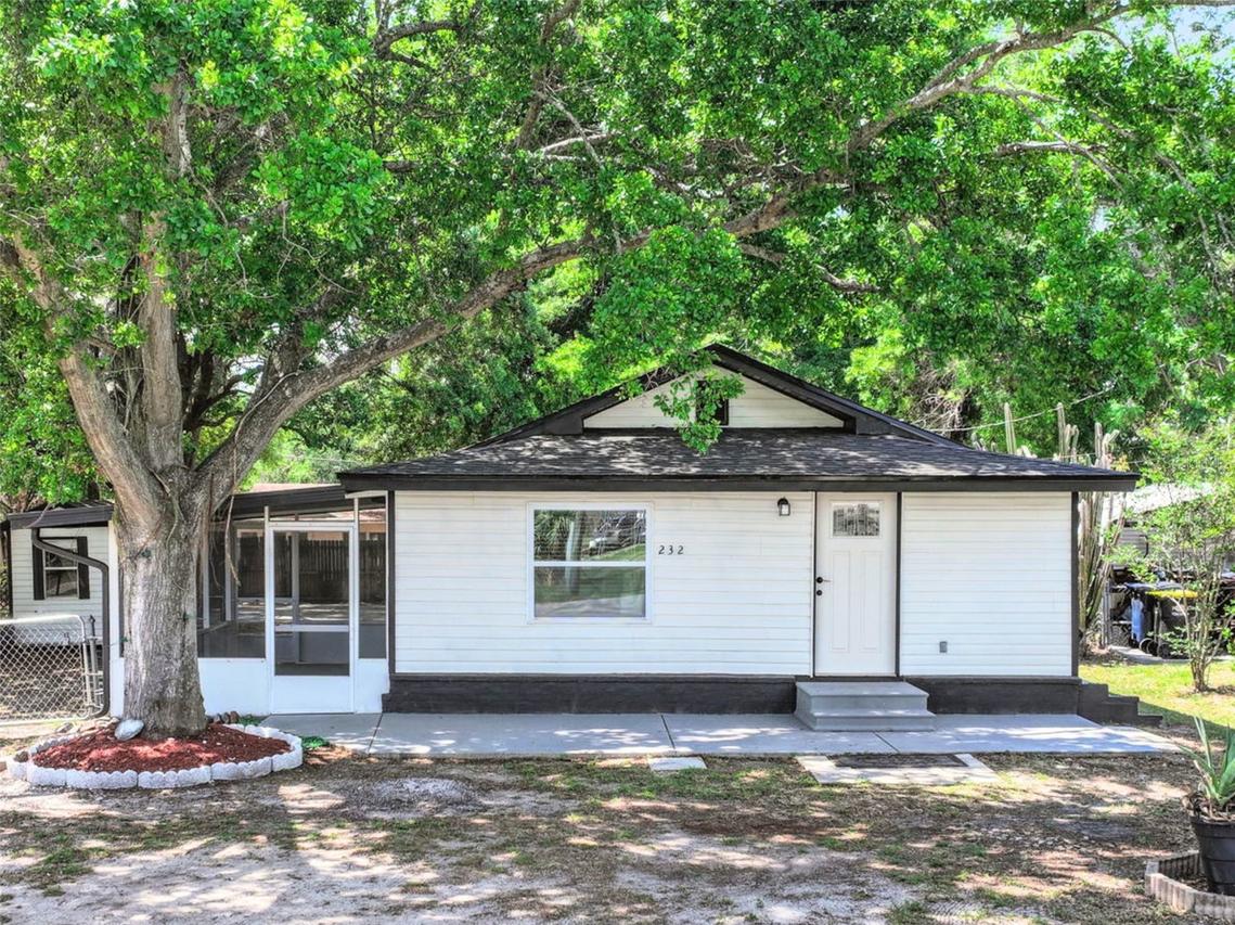 232 Noxon St., Auburndale, FL 33823