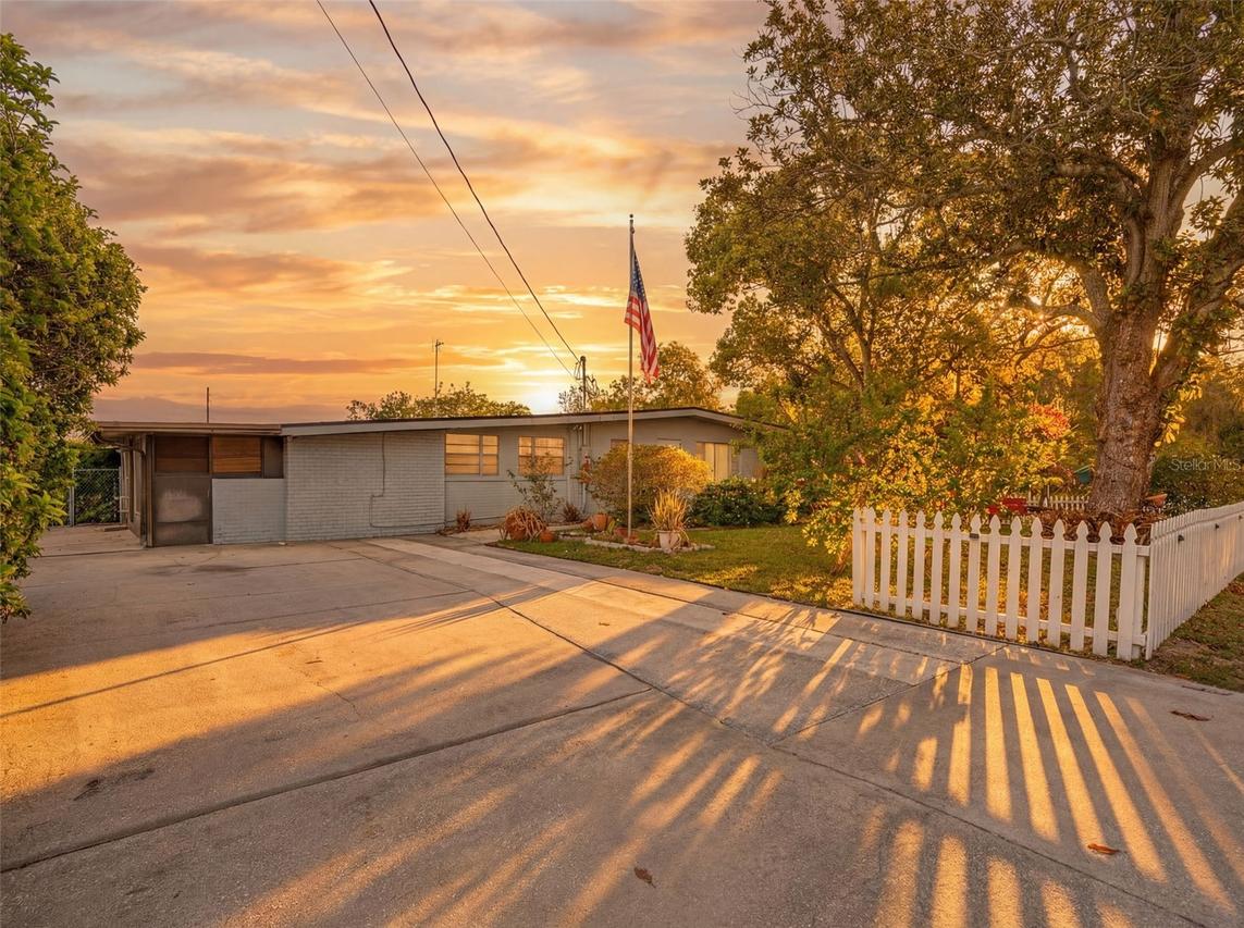 935 N Florida Ave., Orange City, FL 32763