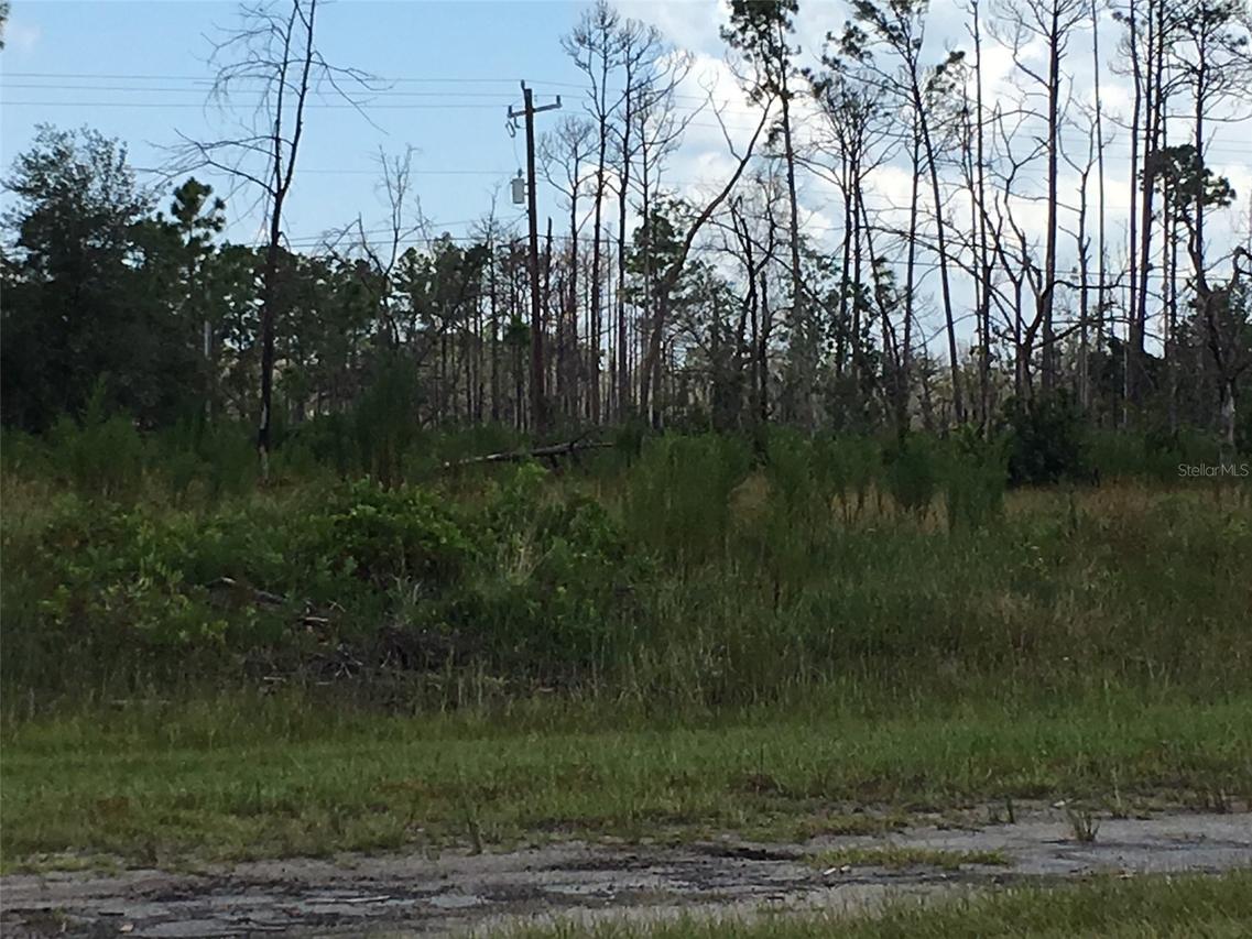 122 Japonica Dr., Indian Lake Estates, FL 33855