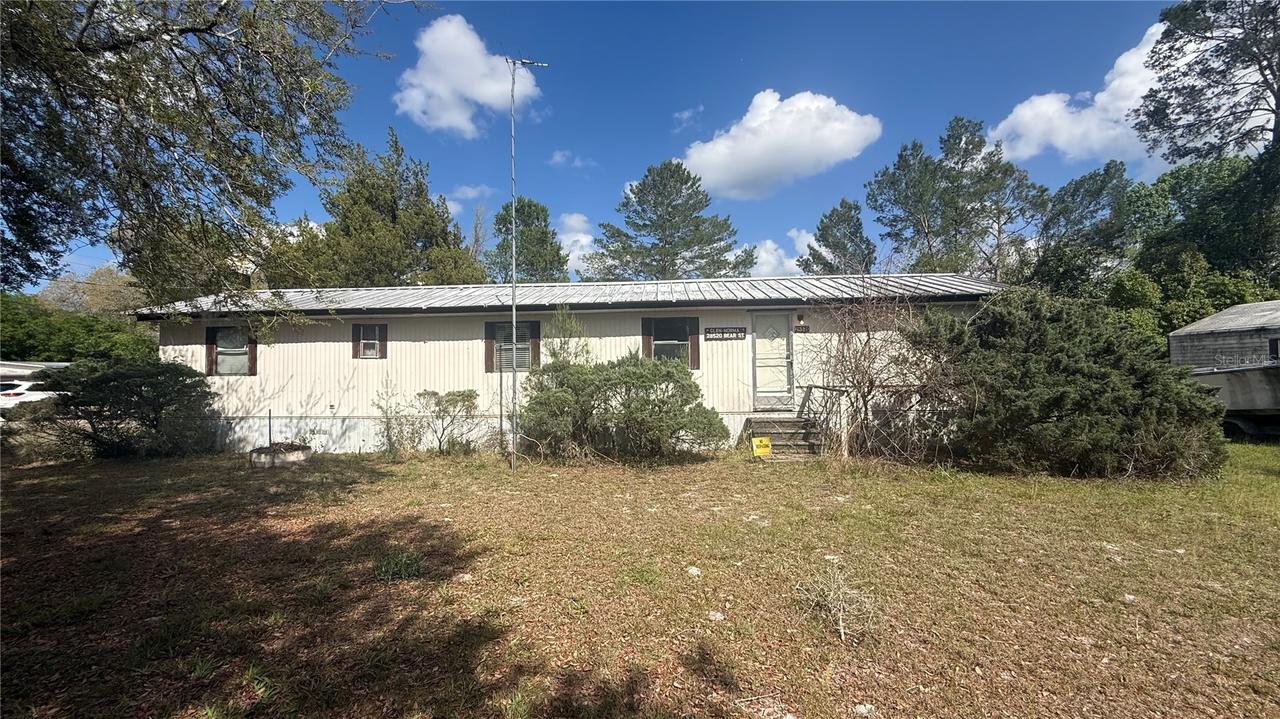 28520 Holly Ave., Paisley, FL 32767