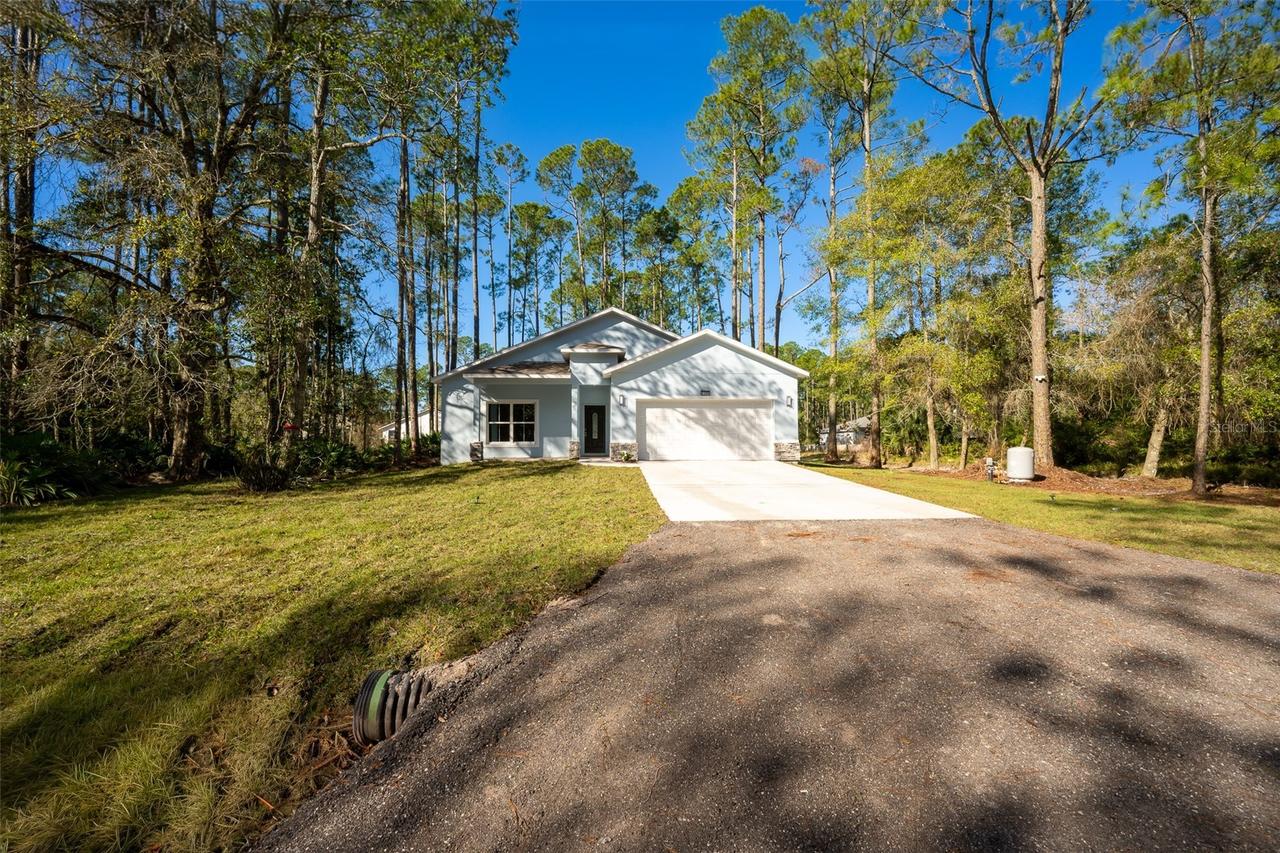 2390 9th Ave Ave., Deland, FL 32724