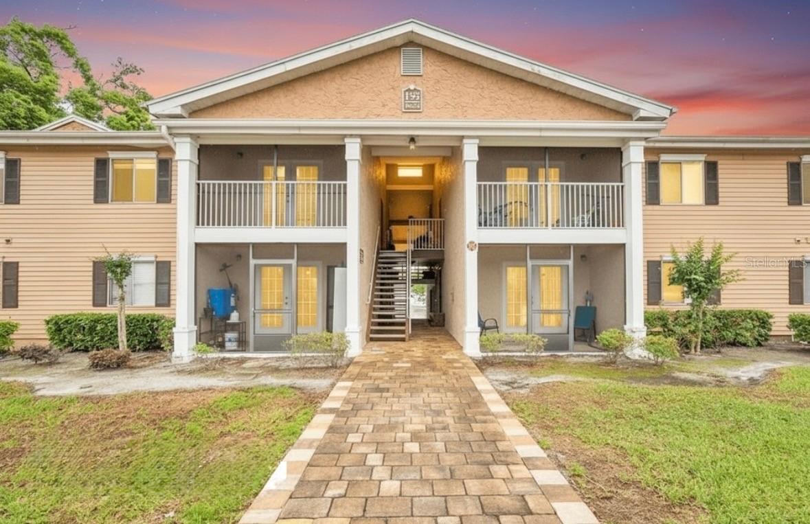 155 Pearl Lake Causeway #206, Altamonte Springs, FL 32714
