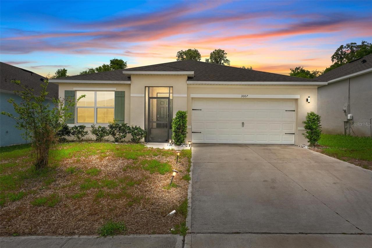 3007 Staten Dr., Deltona, FL 32738