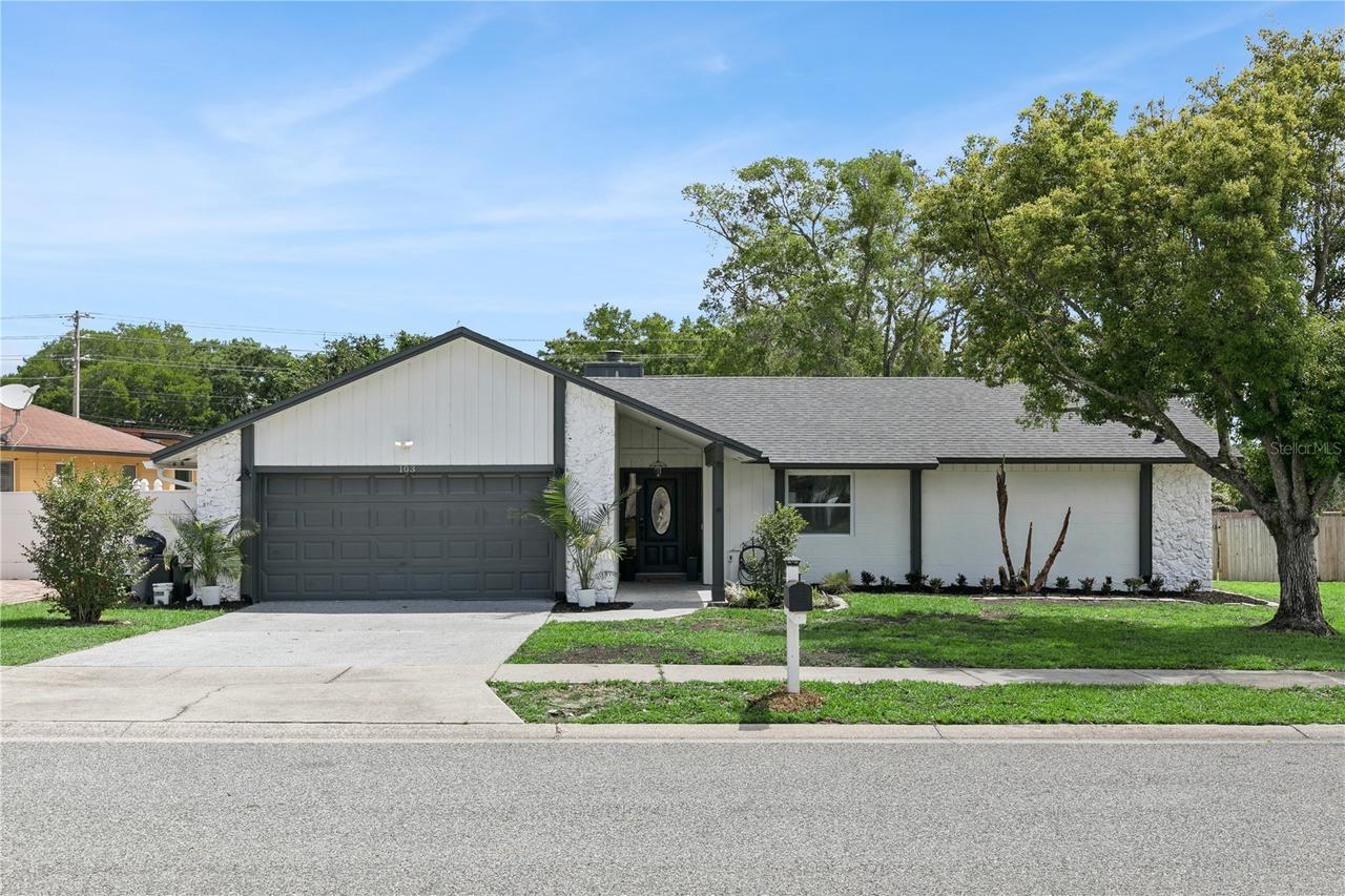 103 Spanish Oak Ln., Apopka, FL 32703