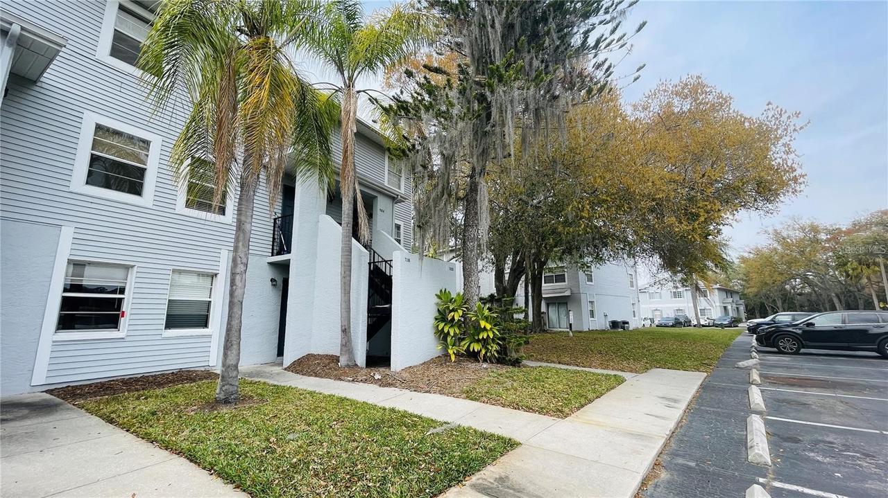 7120 Waterside Dr. #106, Tampa, FL 33617