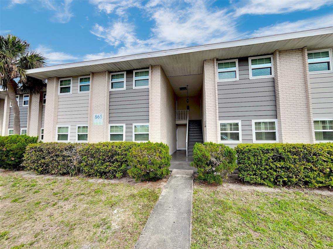 865 Sky Lake Cir. #D, Orlando, FL 32809